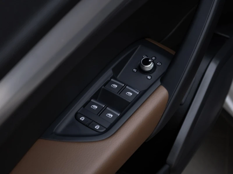 Audi Q5 * Progressiv S Line Quattro JAMAIS ACCIDENTE, 4x4 , снимка 12 - Автомобили и джипове - 52723125