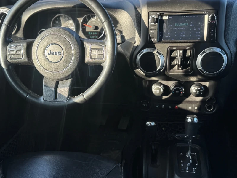Jeep Wrangler Sahara , снимка 14 - Автомобили и джипове - 53143643