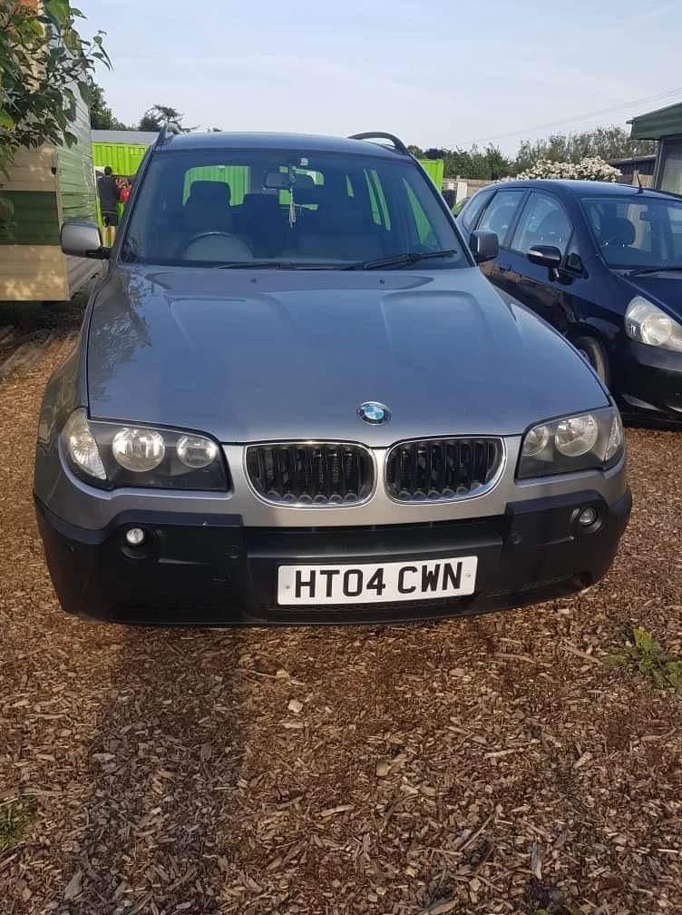 BMW X3 2.5i, снимка 2 - Автомобили и джипове - 26265728