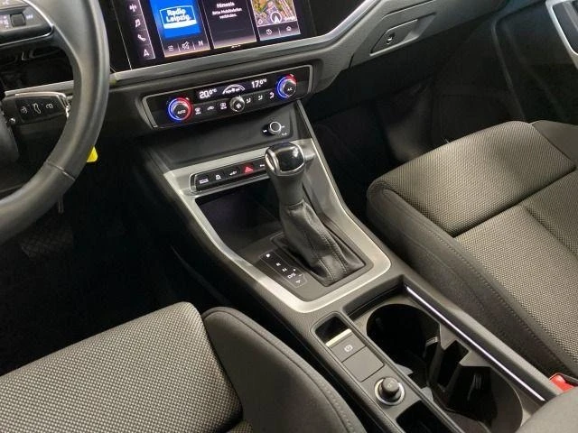 Audi Q3 Sportback * 45TFSI* S-LINE* DISTR* MATRIX*  - изображение 9