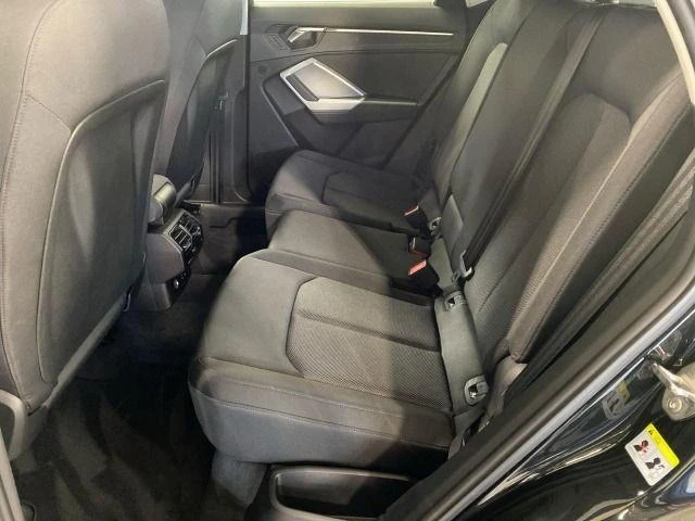Audi Q3 Sportback * 45TFSI* S-LINE* DISTR* MATRIX* , снимка 11 - Автомобили и джипове - 52718215
