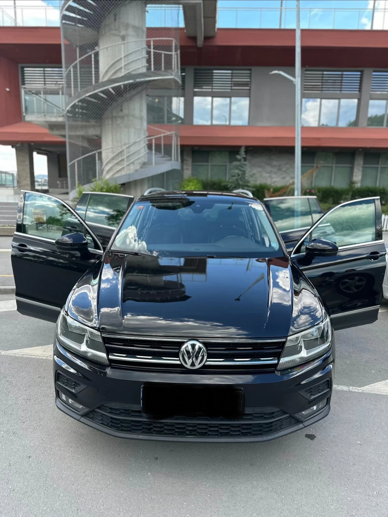 VW Tiguan, снимка 1