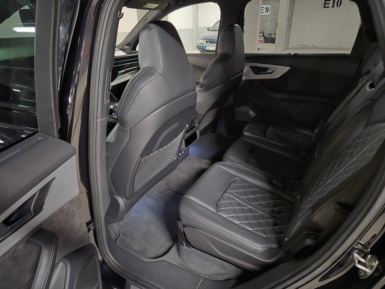 Audi SQ7 * laser* B&O* RS seats*  - изображение 10