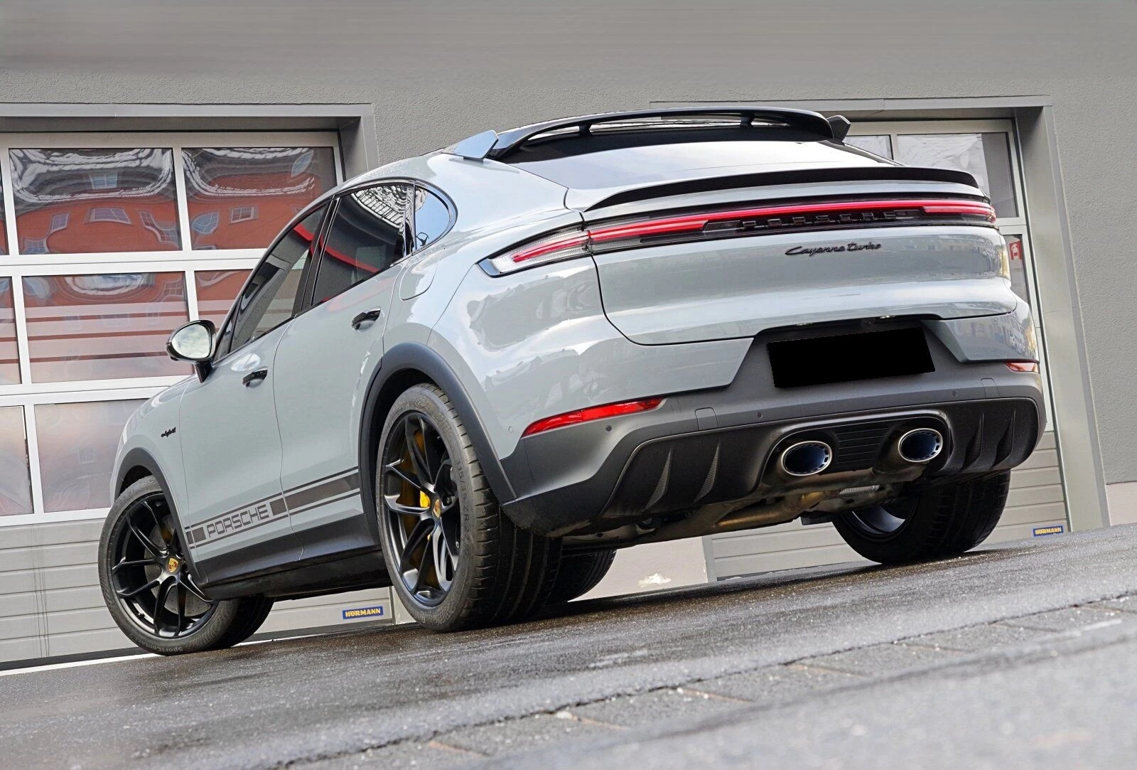 Porsche Cayenne TURBO E-HYBRID/GT PAKET/CERAMIC/CARBON/BURMESTER/  - изображение 4