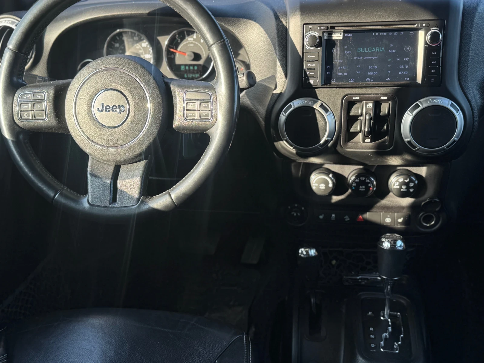 Jeep Wrangler Sahara  | Mobile.bg � ����������� 9
