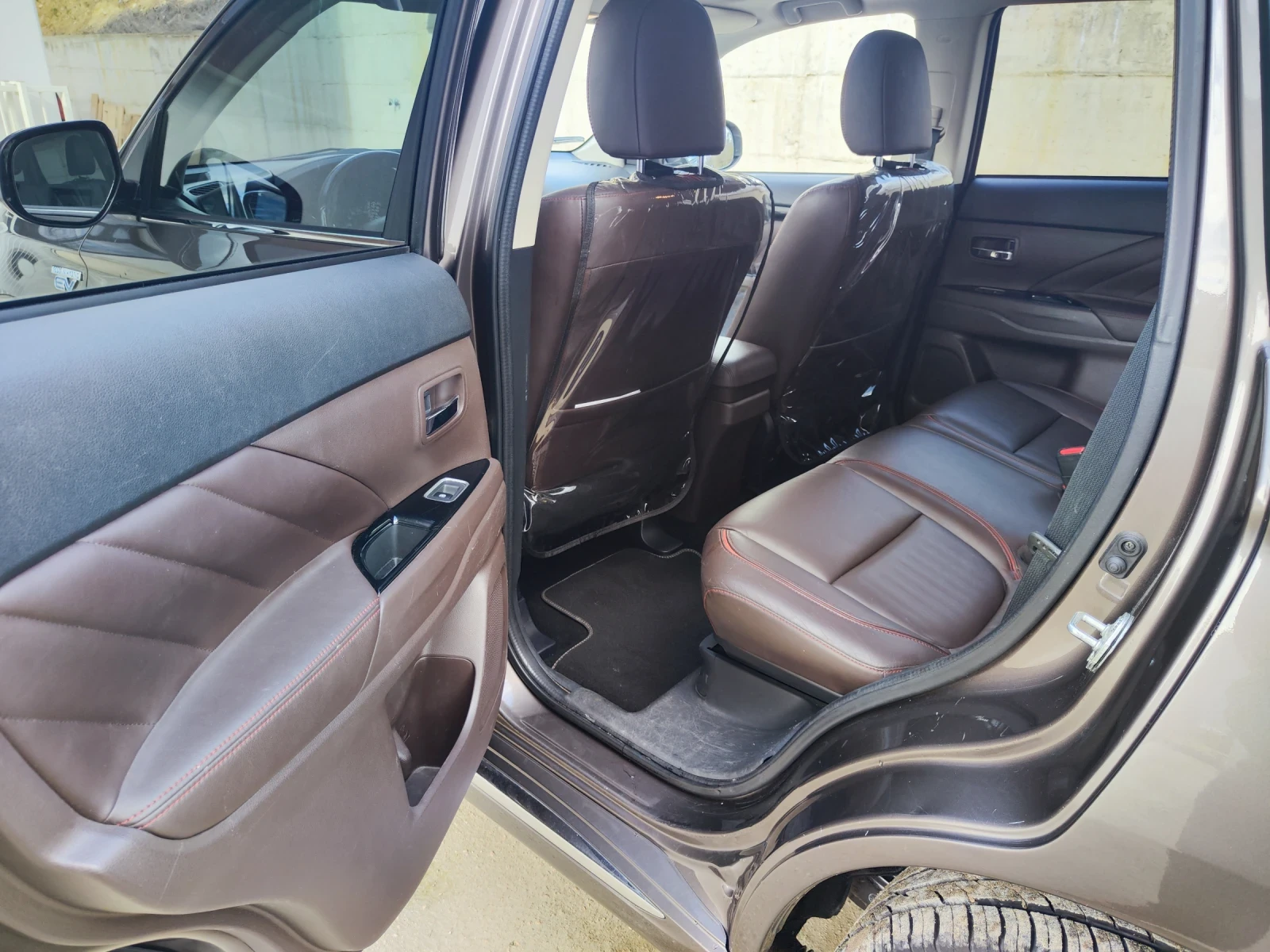 Mitsubishi Outlander | Mobile.bg � ����������� 10