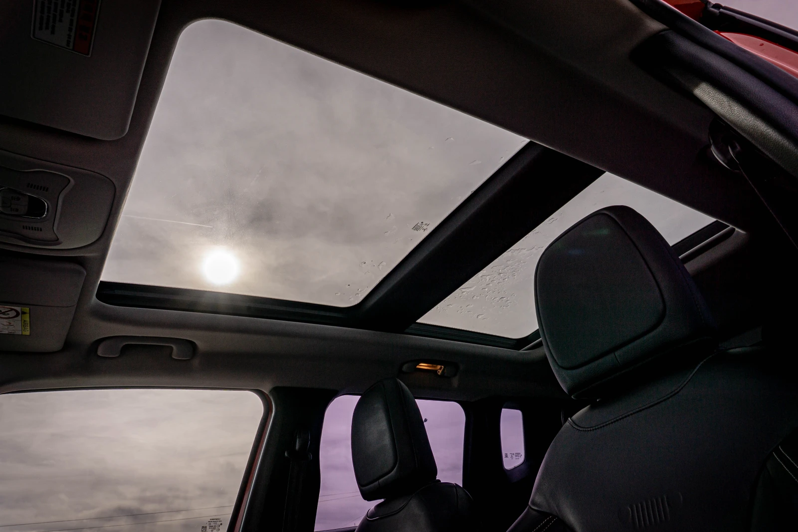 Jeep Renegade LONGITUDE-КАТО НОВА-ГАРАНЦИЯ!, снимка 13 - Автомобили и джипове - 53783838