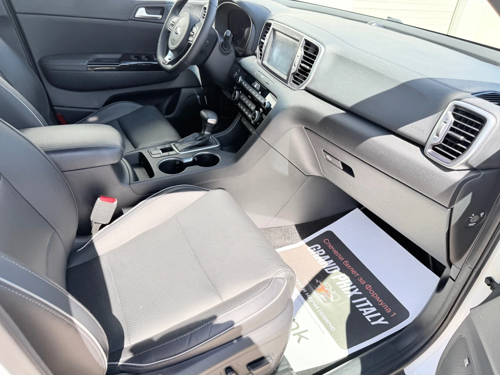 Kia Sportage 1.7crdi GT-LINE-ПАНОРАМА-КАМЕРА-DISTRONIK-JBL-LANE, снимка 16 - Автомобили и джипове - 54710936