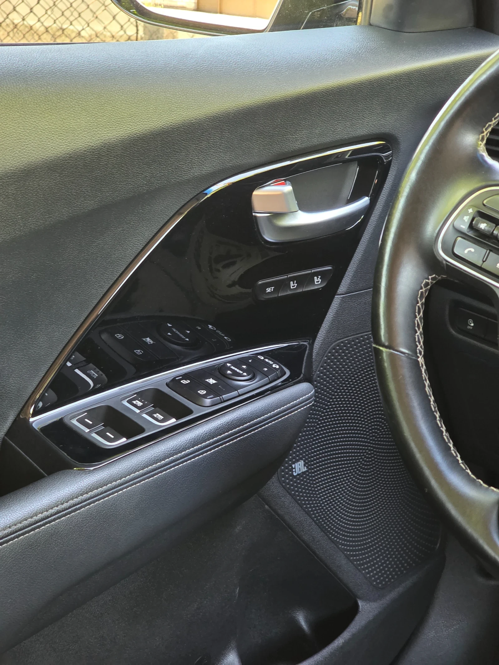 Kia Niro, снимка 5 - Автомобили и джипове - 55088754