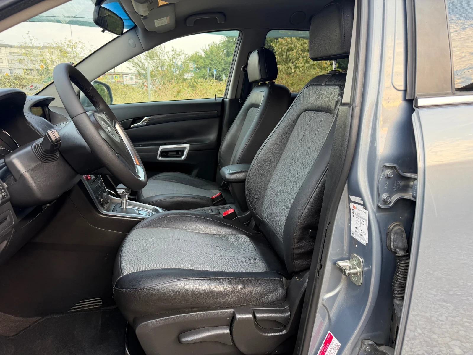 Opel Antara 2.2 CDTI COSMO Face Navi , снимка 9 - Автомобили и джипове - 55792362
