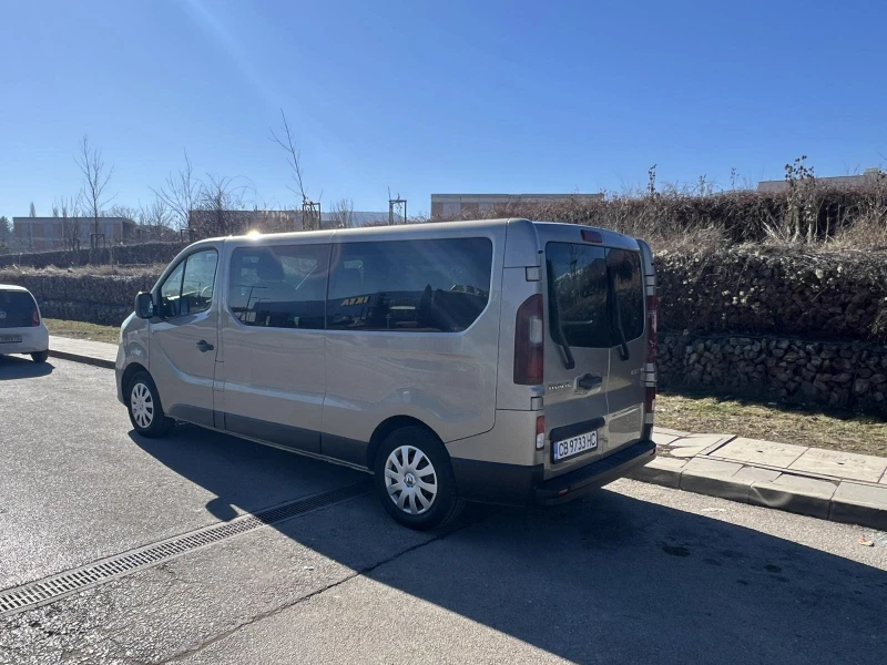 Renault Trafic 1.6 dCi 8+ 1м дълга база, снимка 6 - Бусове и автобуси - 49388037