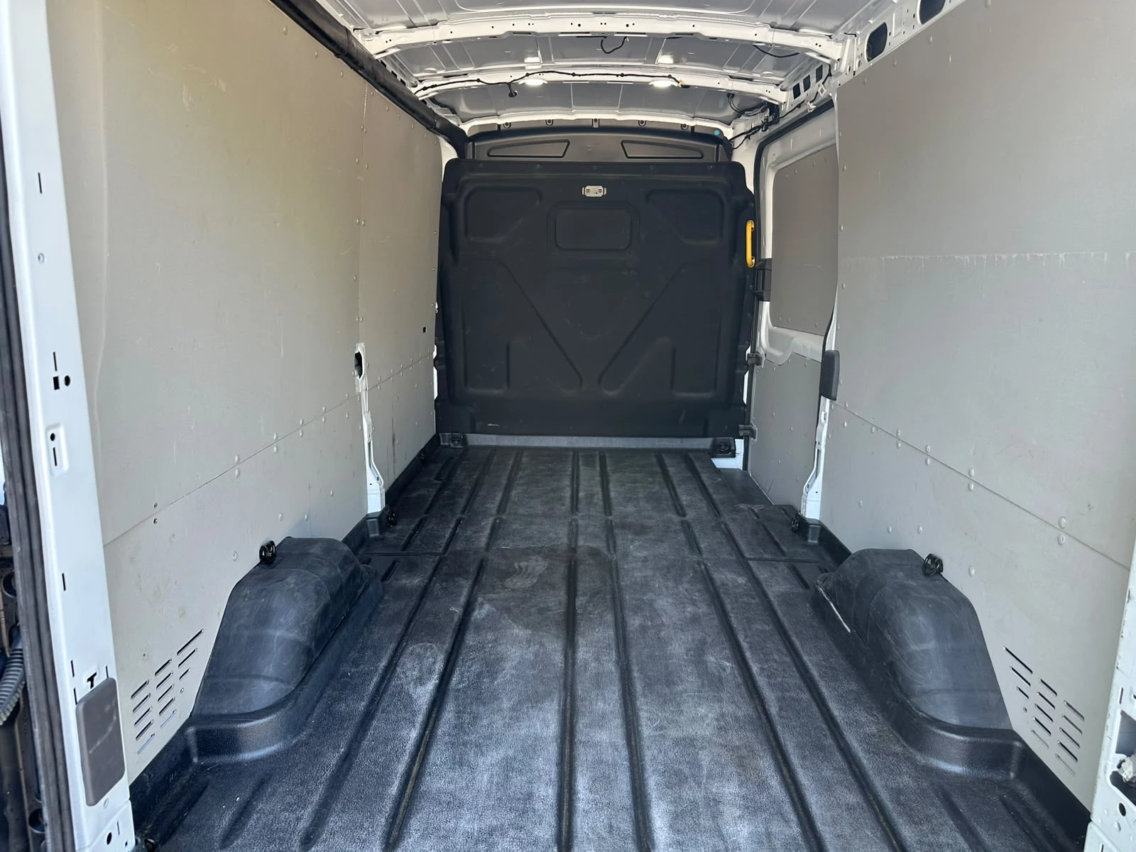 Ford Transit E350* L3* AC/DC* Гаранция* 47km* 184кс* 75kWh, снимка 8 - Бусове и автобуси - 55078495