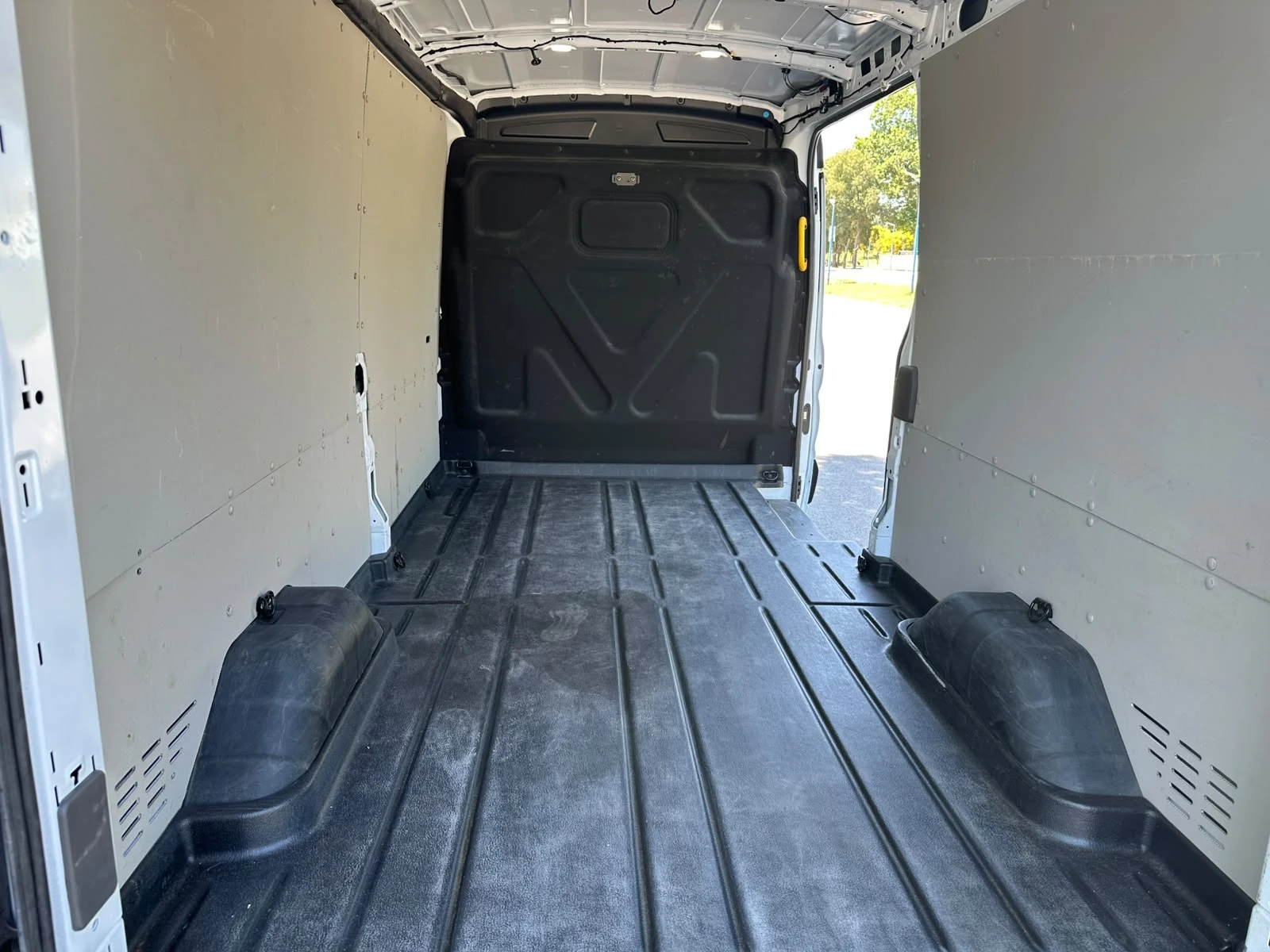 Ford Transit E350* L3* AC/DC* Гаранция* 47km* 184кс* 75kWh, снимка 9 - Бусове и автобуси - 55078495