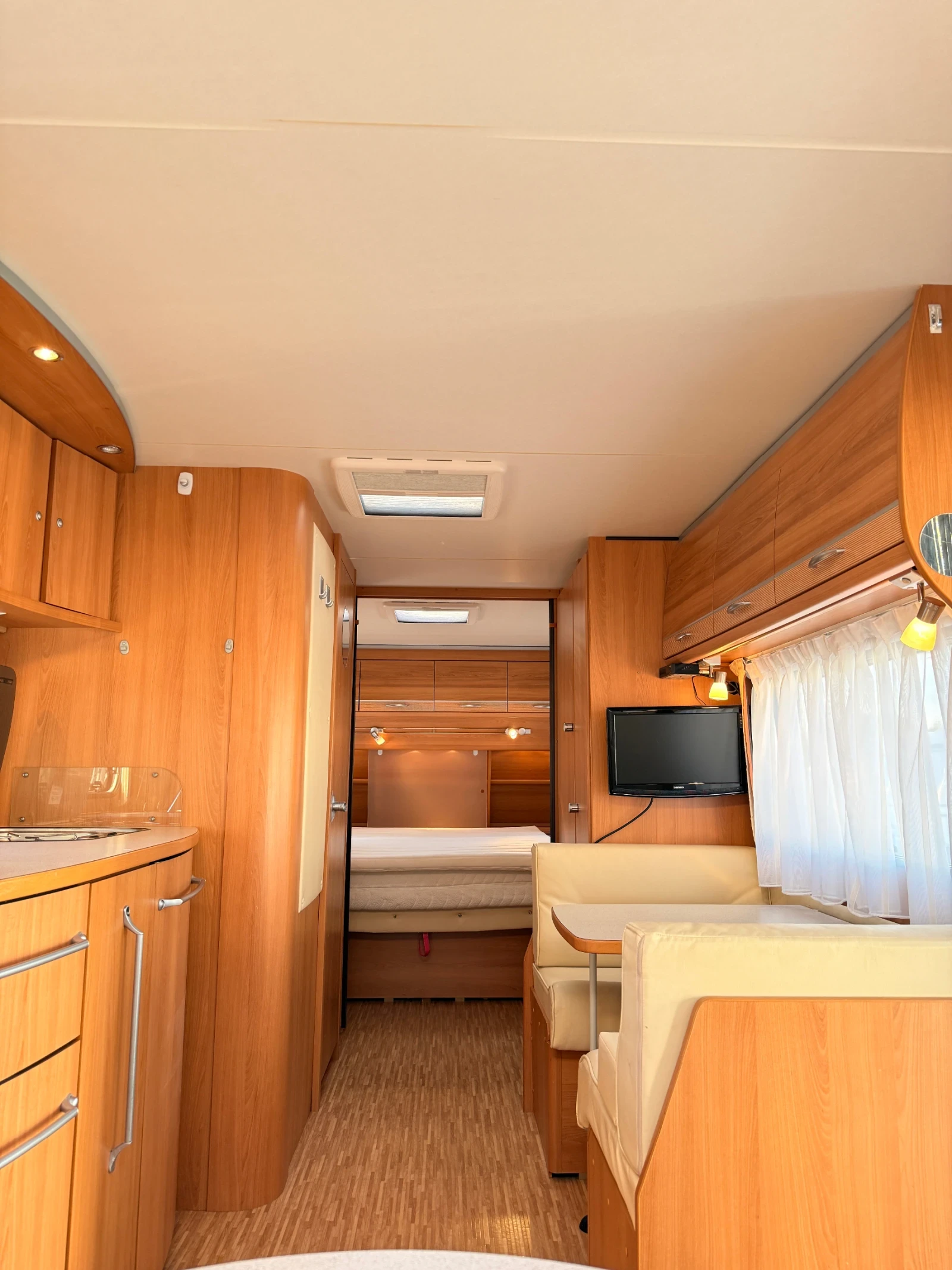 �������� Dethleffs Exclusiv Emotion 765 DB | Mobile.bg � ����������� 10