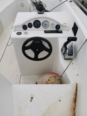 Моторна яхта Собствено производство, снимка 7