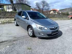 Opel Astra Бензин автомат навигация андройд, снимка 3
