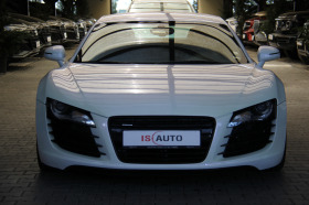 Audi R8 4.2FSI/Bang&Olufsen/FullLed/Quattro, снимка 1 - Автомобили и джипове - 45352983