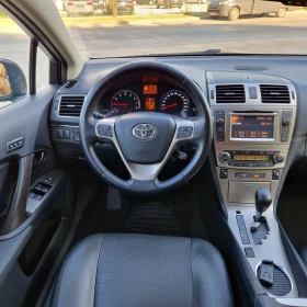 Toyota Avensis 2.0i НАВИ/КОЖА/КЕЙЛЕС/ПАНОРАМА FACELIFT ШВЕЙЦАРИЯ , снимка 15