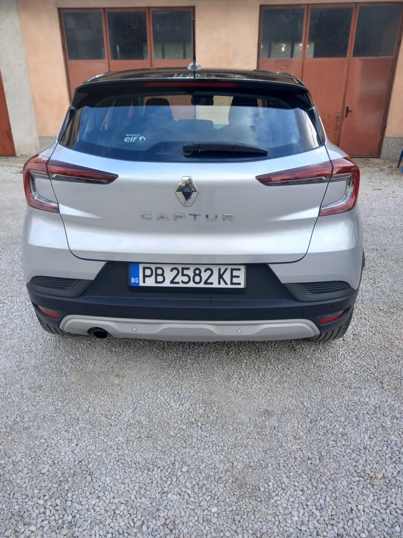 Renault Captur 1.0 Tce, снимка 4 - Автомобили и джипове - 47558139