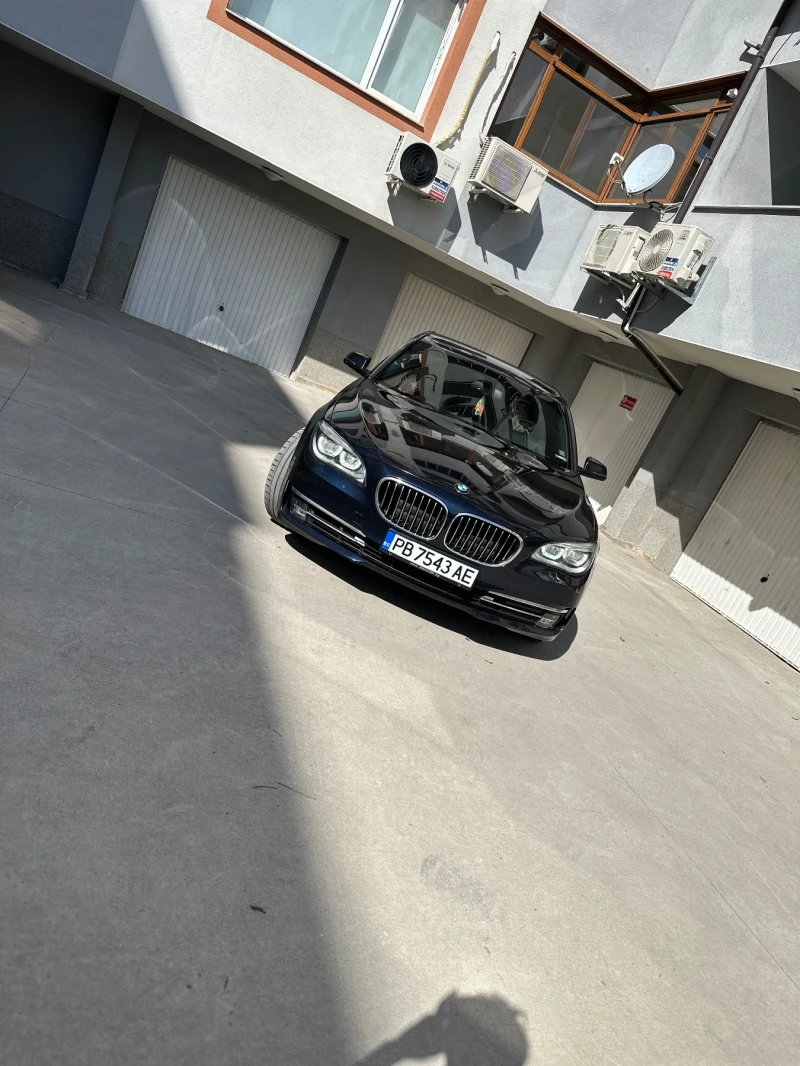BMW 740, снимка 2 - Автомобили и джипове - 52456201