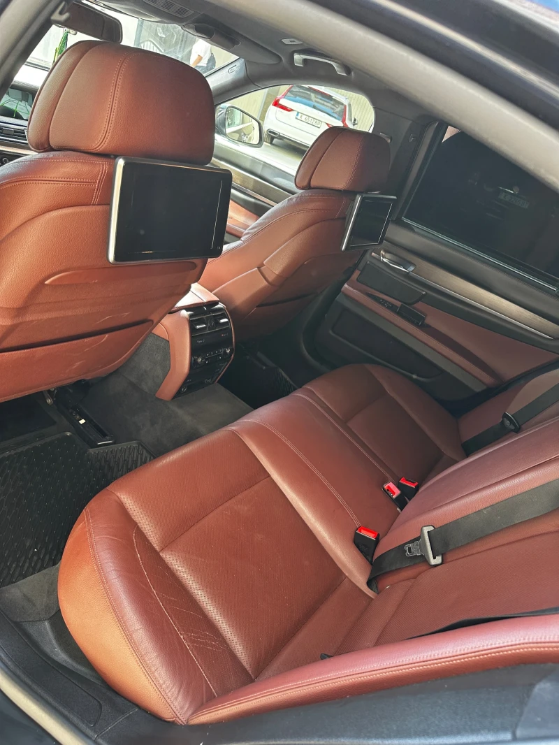 BMW 740, снимка 7 - Автомобили и джипове - 52456201