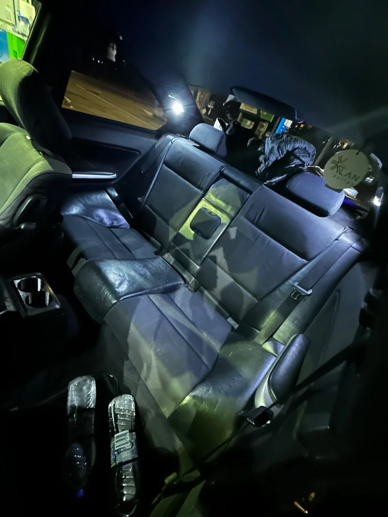 BMW 330 330Cd, снимка 14 - Автомобили и джипове - 52458478