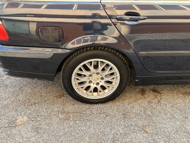 BMW 320, снимка 10 - Автомобили и джипове - 52515015