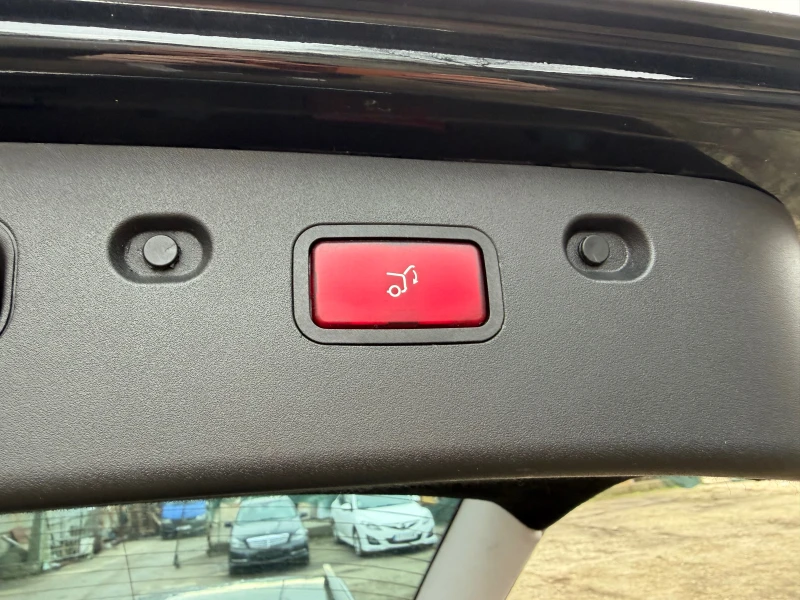 Mercedes-Benz E 200 Kompressor Avantgarde, снимка 17 - Автомобили и джипове - 52976820