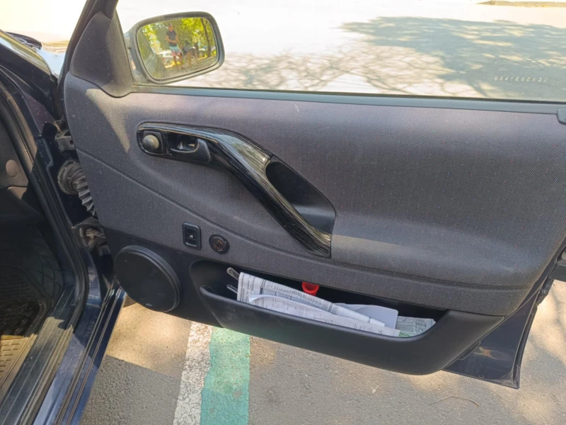 VW Passat, снимка 8 - Автомобили и джипове - 53221319