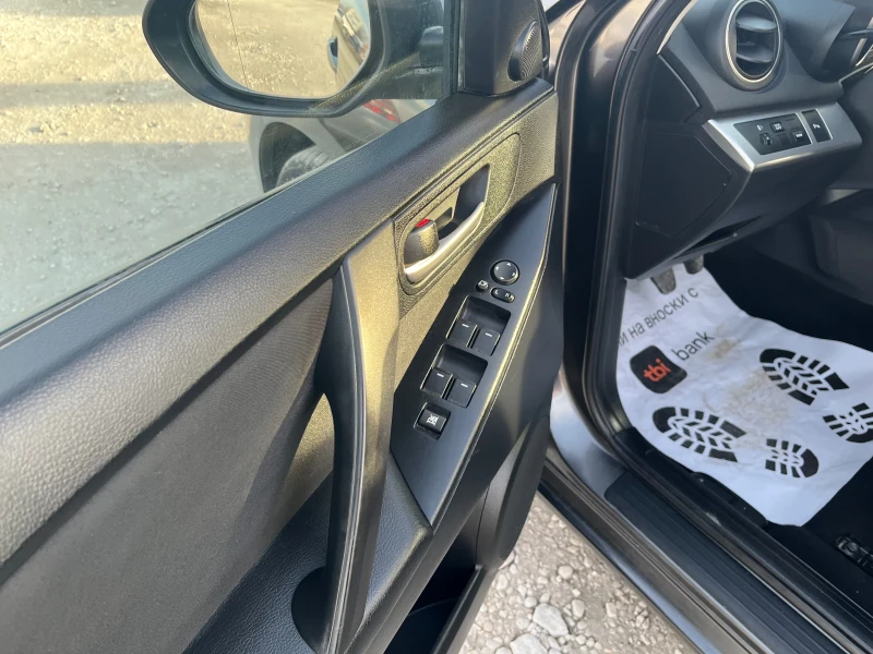 Mazda 3 1.6i-96705km, снимка 10 - Автомобили и джипове - 53275583