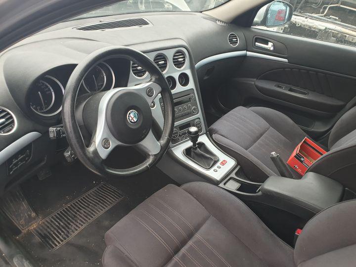 Alfa Romeo 159 sportwagon 1.9 JTDM, снимка 11 - Автомобили и джипове - 27127802