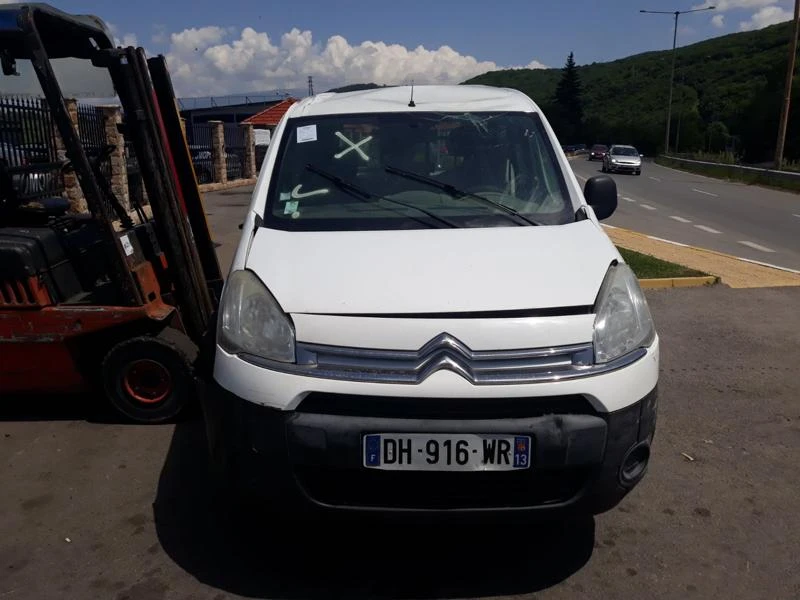 Citroen Berlingo TOVARNO, снимка 7 - Автомобили и джипове - 36921899