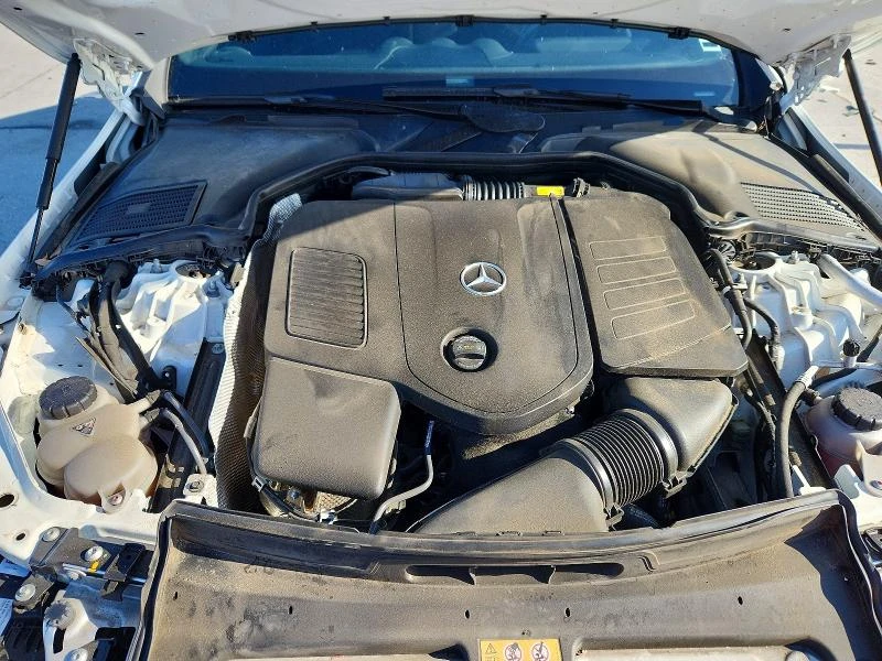 Mercedes-Benz C 300 4MATIC AMG PKG* BURMESTER* 360* BLIND SPOT, снимка 11 - Автомобили и джипове - 53686238