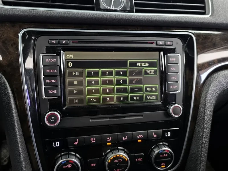 VW Passat  2.0 Tdi B7, снимка 16 - Автомобили и джипове - 55038328