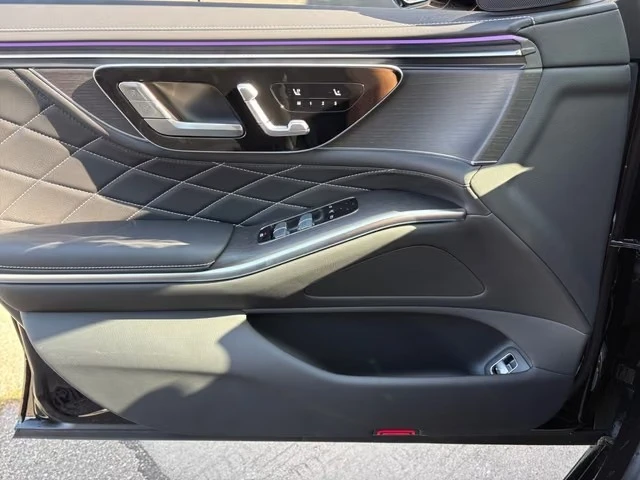 Mercedes-Benz S 350 d 4-MATIC AMG LONG * NEW 2026* BURMESTER PANORAMA , снимка 12 - Автомобили и джипове - 55837294