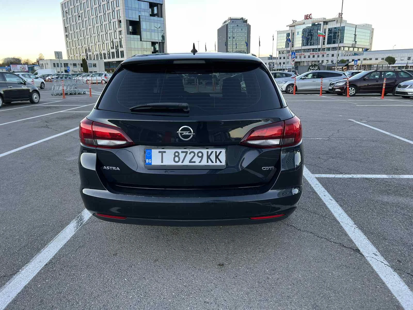 Opel Astra K - изображение 7