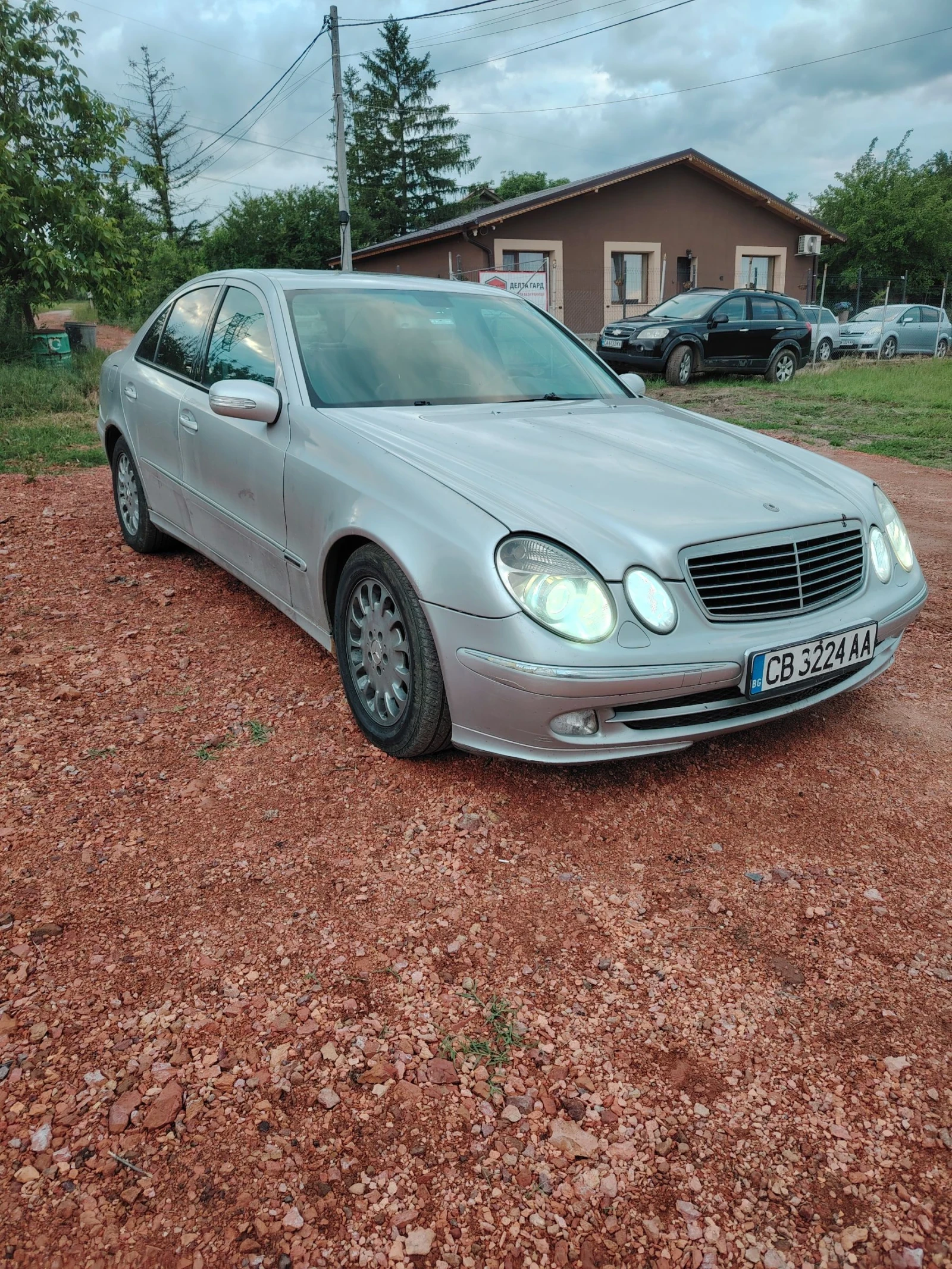 Mercedes-Benz E 270 2.7CDI - изображение 7