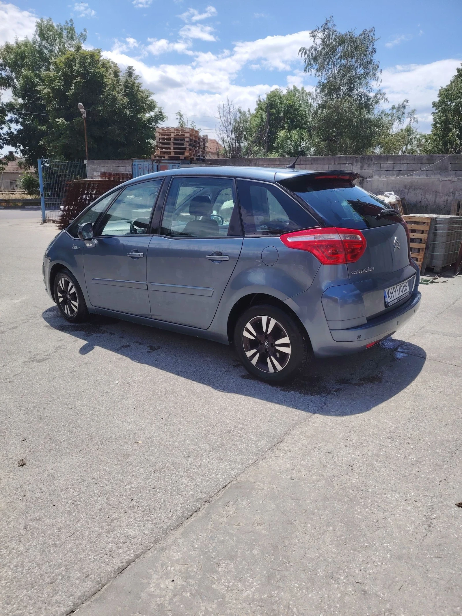 Citroen C4 Picasso 1.6HDI - изображение 7