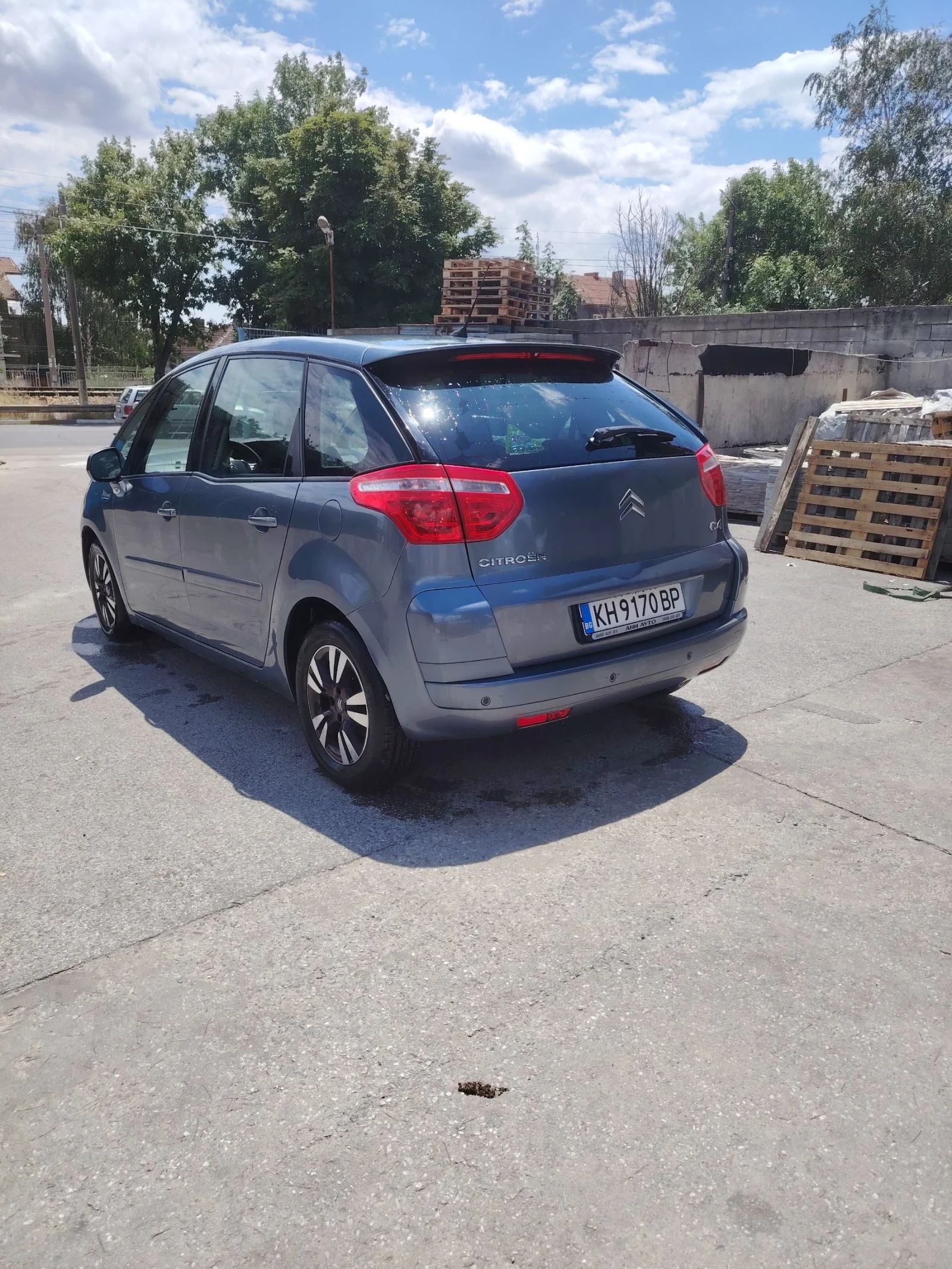 Citroen C4 Picasso 1.6HDI - изображение 6