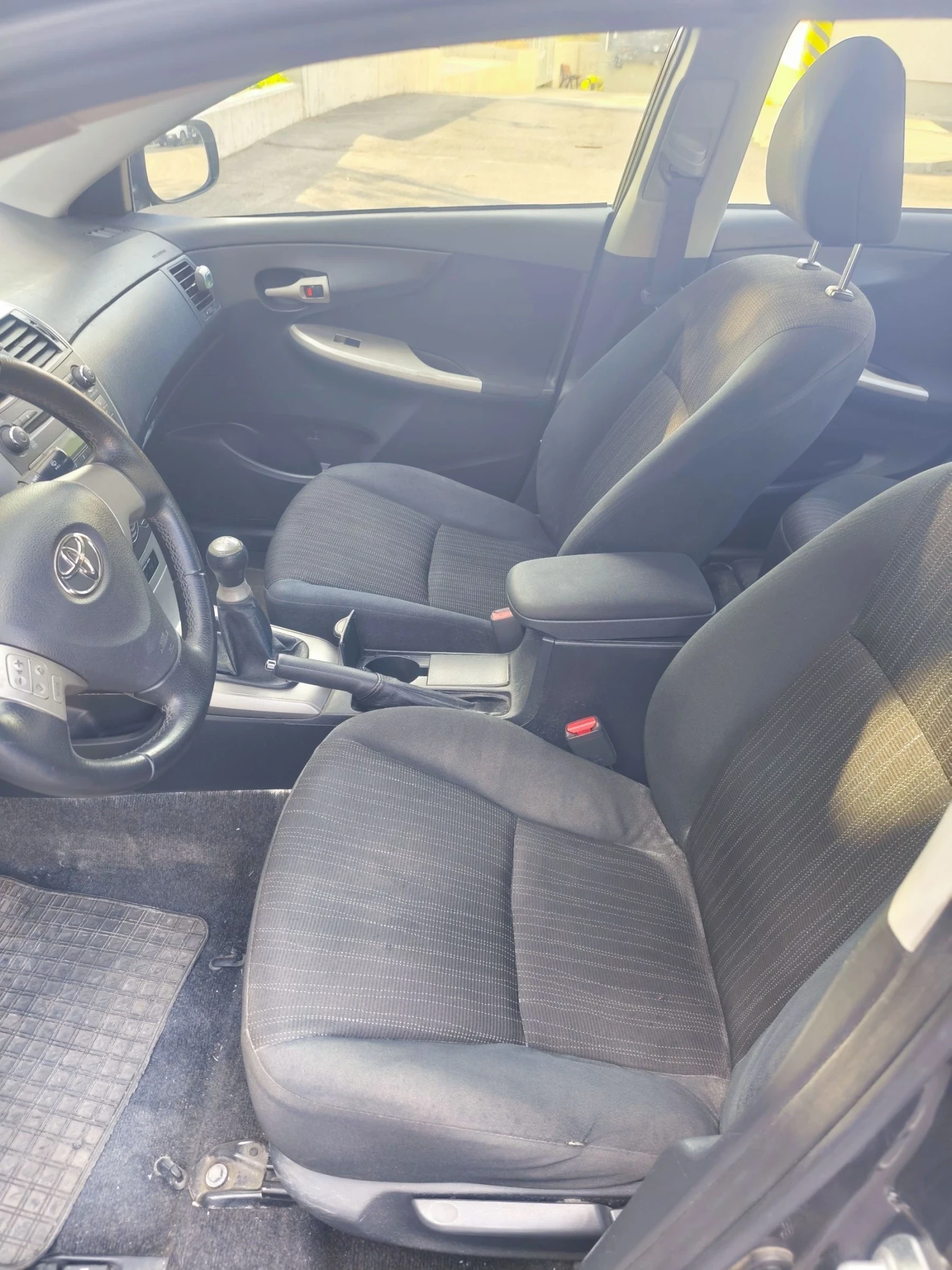 Toyota Corolla  - изображение 10