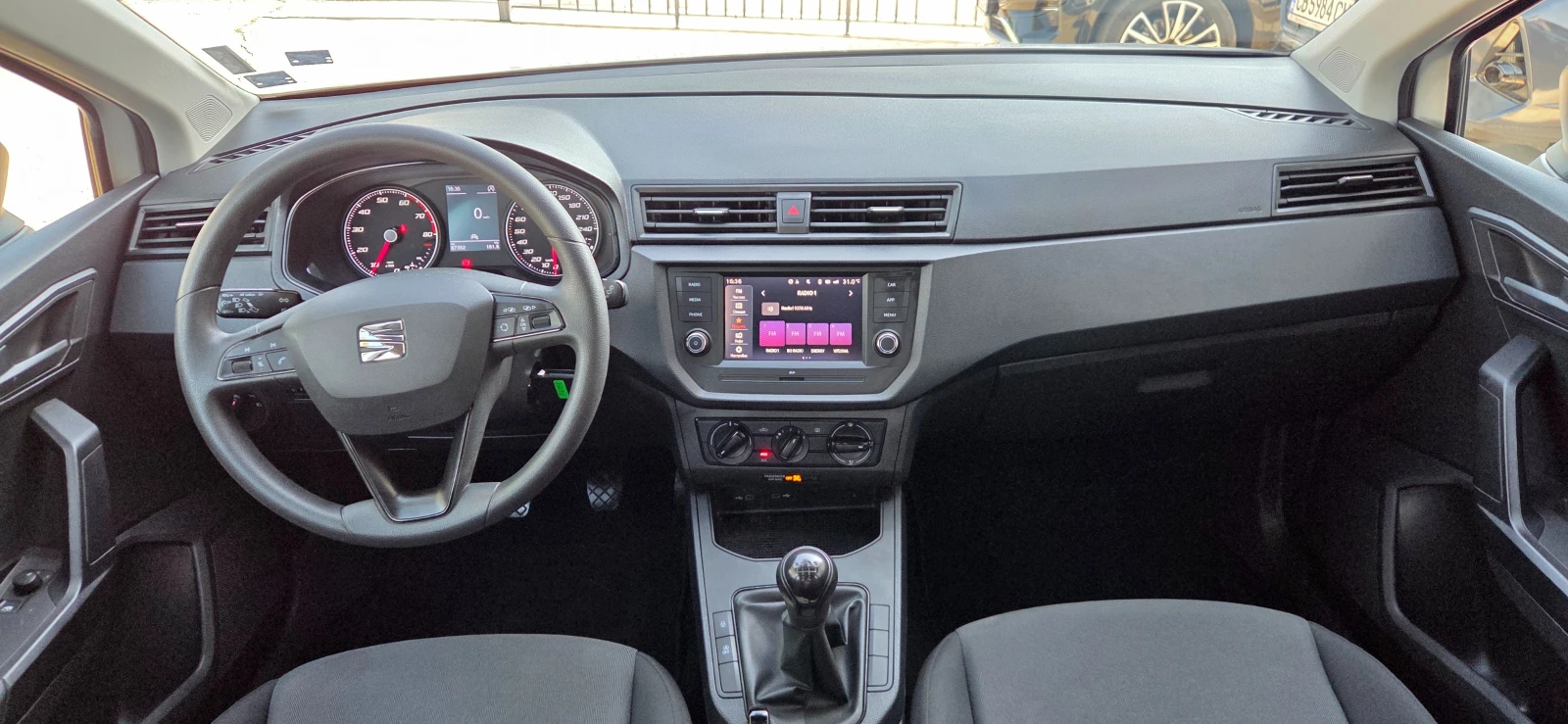 Seat Ibiza 87352km. - изображение 10