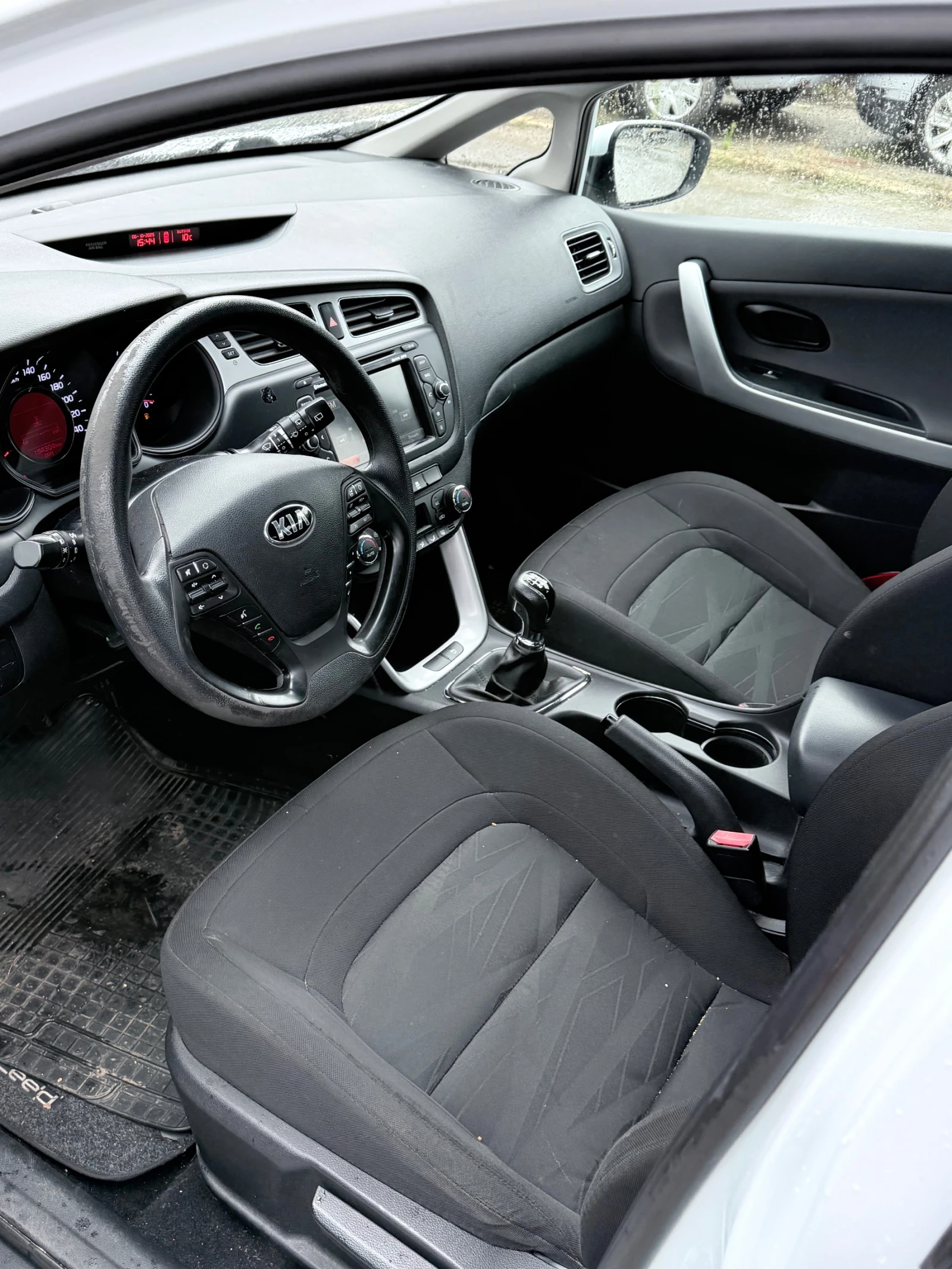 Kia Ceed 1.4crdi led - изображение 9