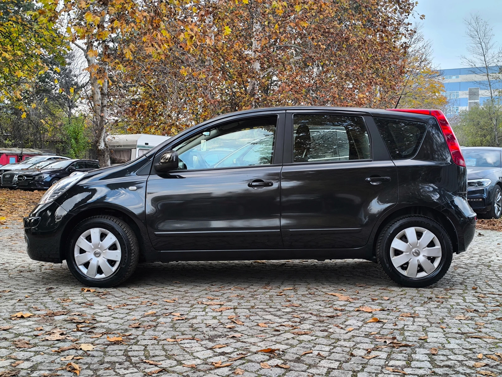 Nissan Note 1.4I  - изображение 7