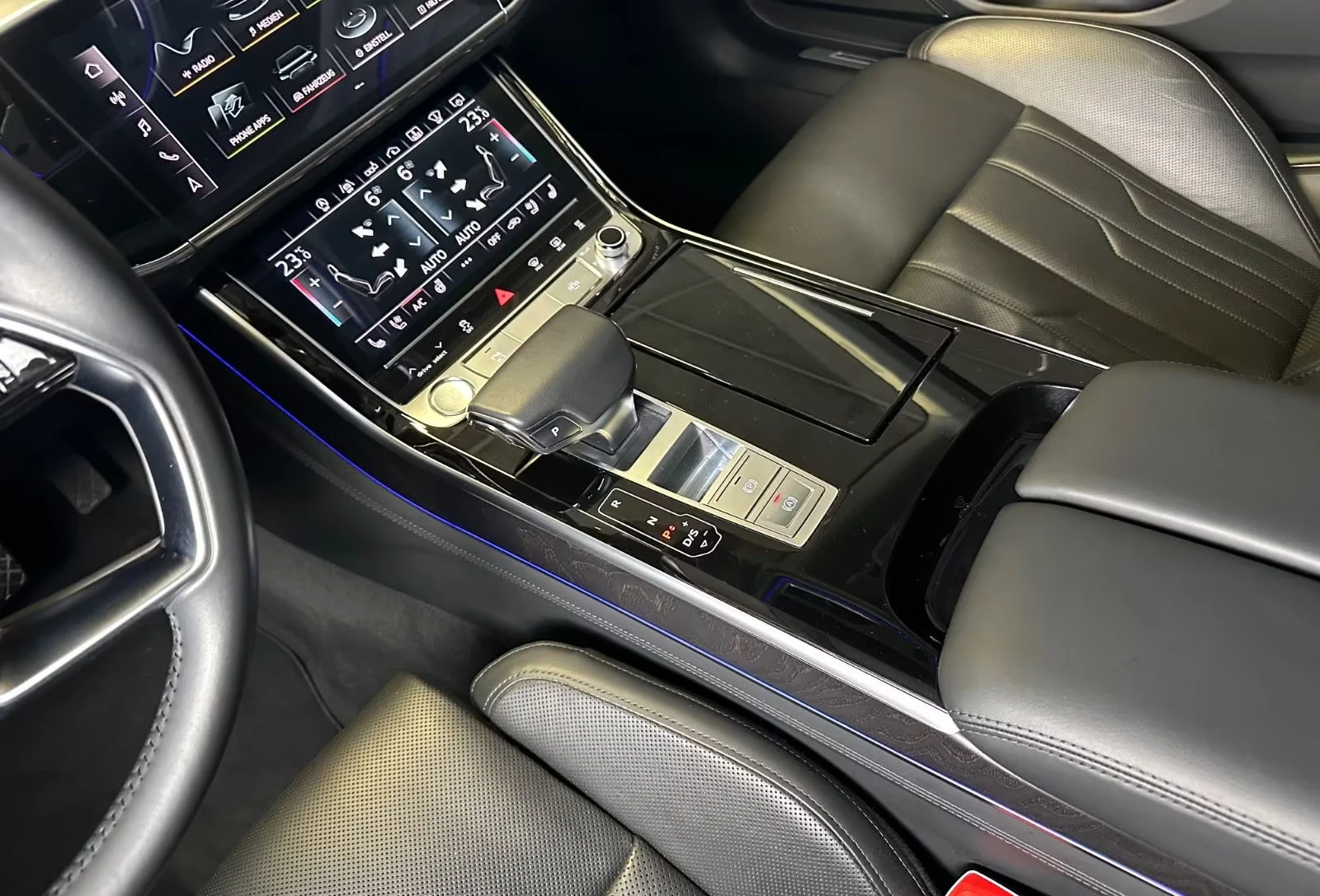 Audi A8 50/286HP/LONG/SLINE/PANO/HUD360/MASS/TV/B&O/144z, снимка 16 - Автомобили и джипове - 53820013