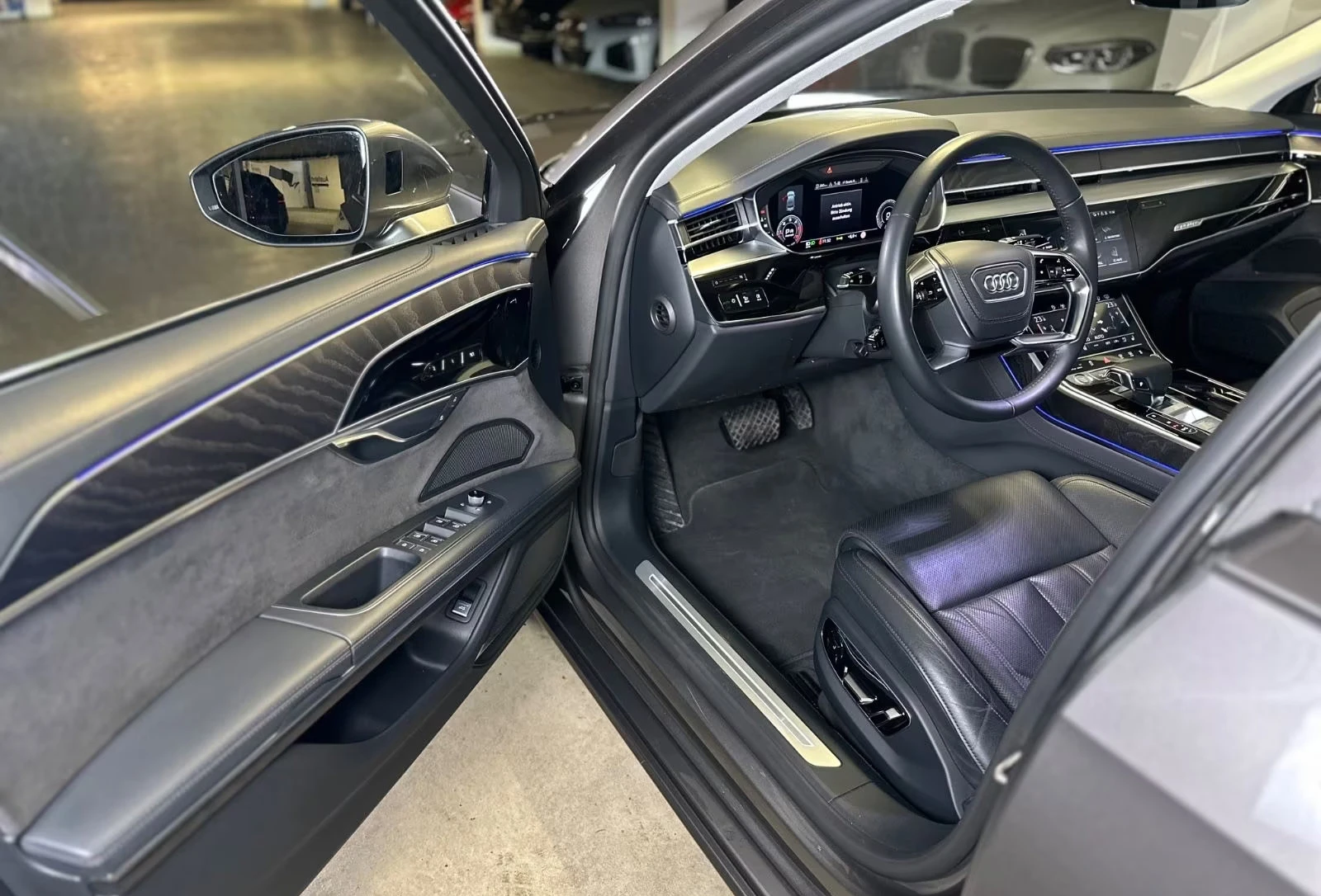 Audi A8 50/286HP/LONG/SLINE/PANO/HUD360/MASS/TV/B&O/144z, снимка 13 - Автомобили и джипове - 53820013