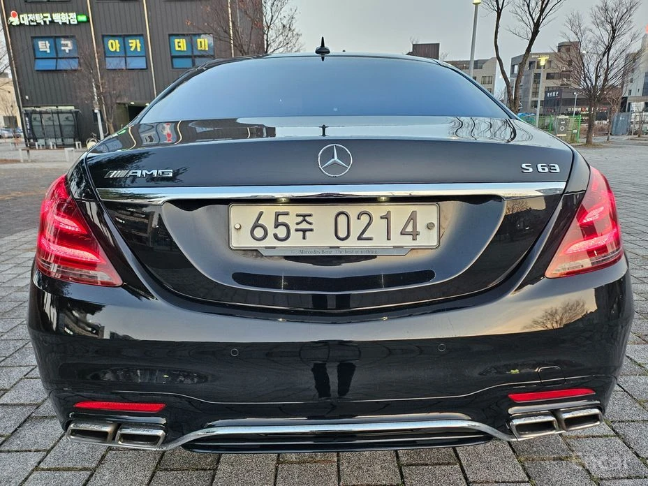 Mercedes-Benz S 63 AMG BURMESTER* FACE PACK* DISTRONIC* HEAD UP* 360 CAM*, снимка 6 - Автомобили и джипове - 53974625