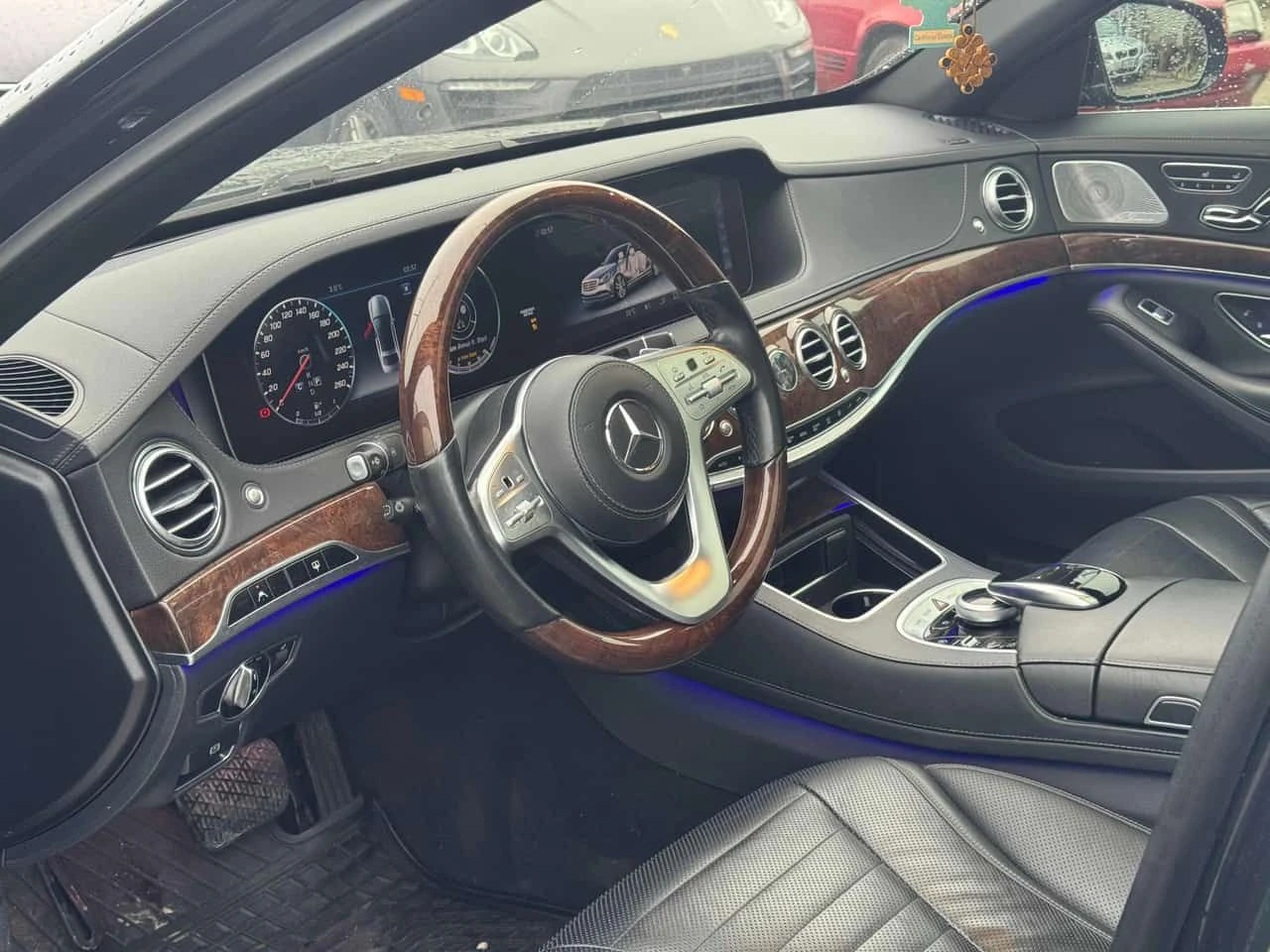 Mercedes-Benz S 560 BURMESTER/ПАНОРАМА/ОБДУХВАНЕ/360 CAM, снимка 7 - Автомобили и джипове - 54077351