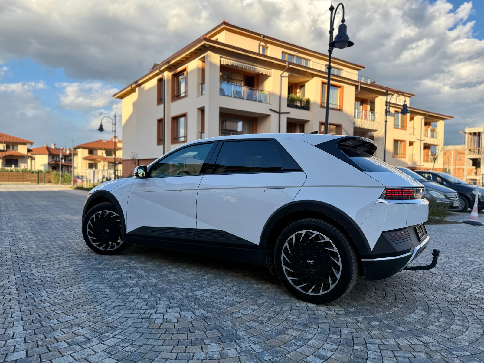 Hyundai Ioniq 5 77kWh AWD, снимка 4 - Автомобили и джипове - 54161406