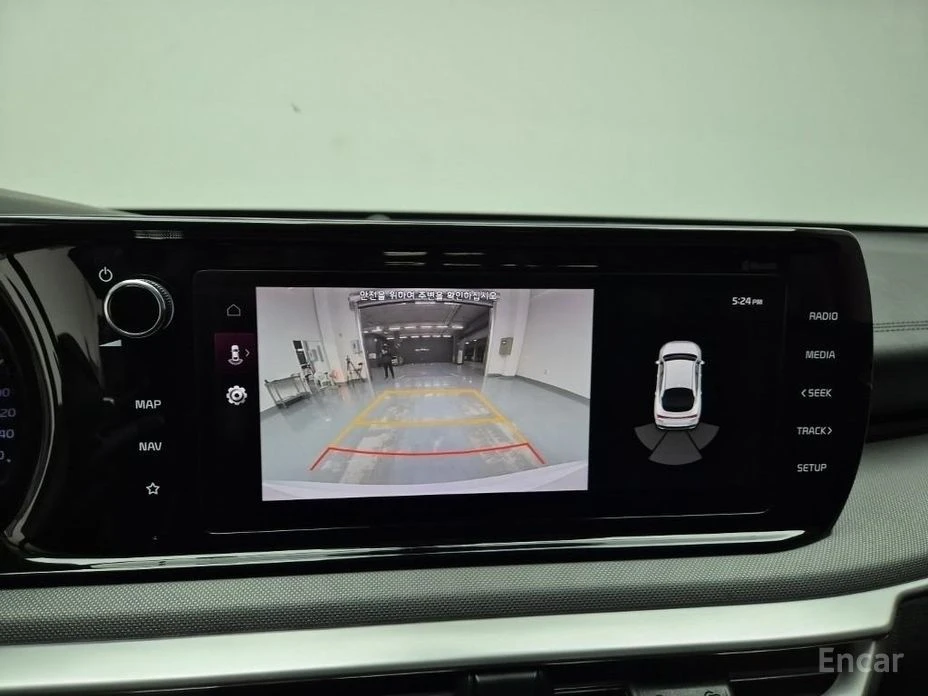 Kia K5 ПОДГРЕВ* КАМЕРА* КЕЙЛЕС* АВТОПИЛОТ* КОЖА* , снимка 10 - Автомобили и джипове - 54253478