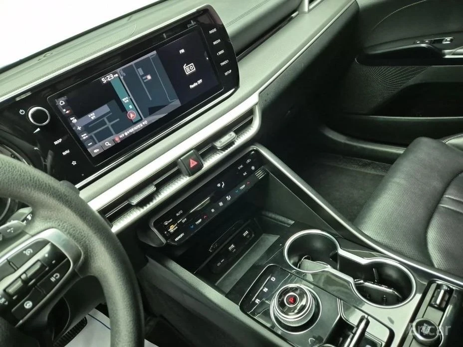 Kia K5 ПОДГРЕВ* КАМЕРА* КЕЙЛЕС* АВТОПИЛОТ* КОЖА* , снимка 9 - Автомобили и джипове - 54253478